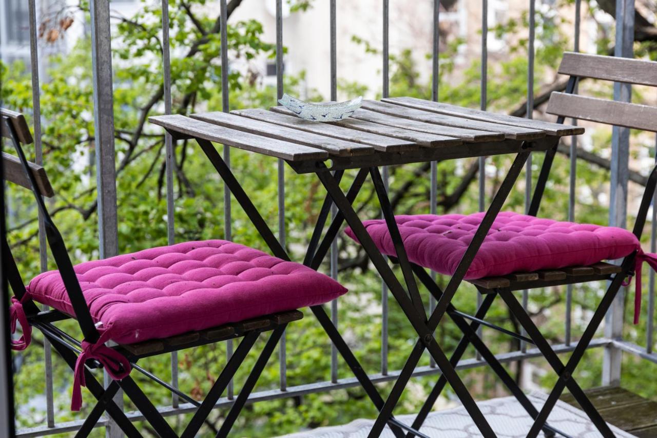Moonlight Apartment With Porch Near Schoenbrunn And Westbahnhof Vienna Luaran gambar